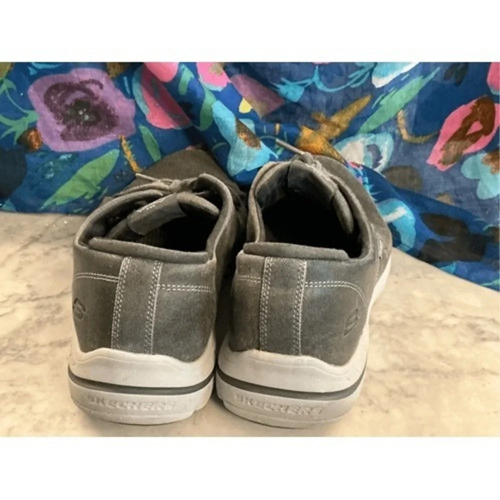 Sketchers Relaxed Fit Air-Cooled Memory Foam Gray Leather Shoes Mens‎ 8.5 Tennis